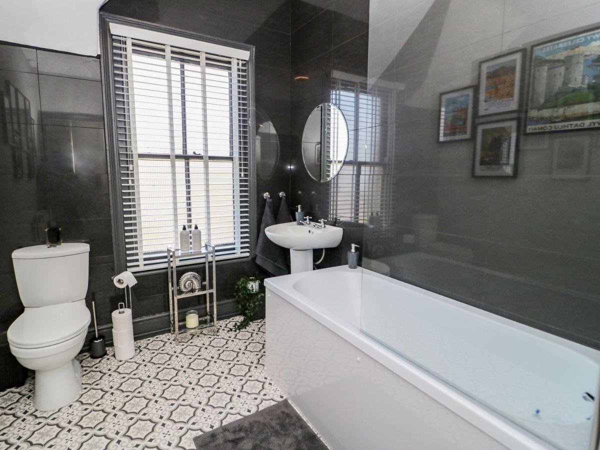 Cadnant Park Maisonette Конви Экстерьер фото